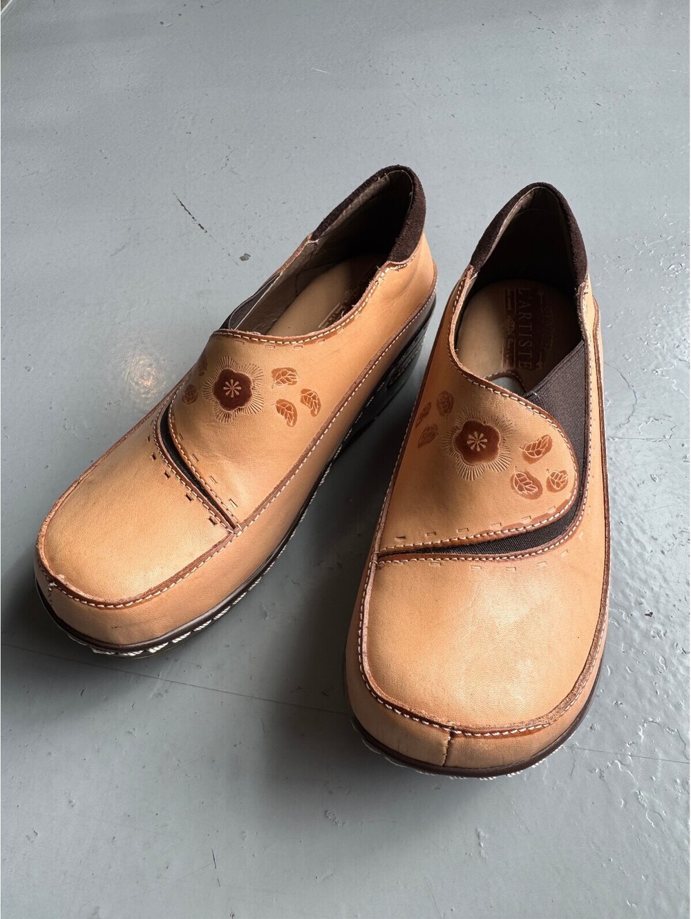 L'artiste clogs